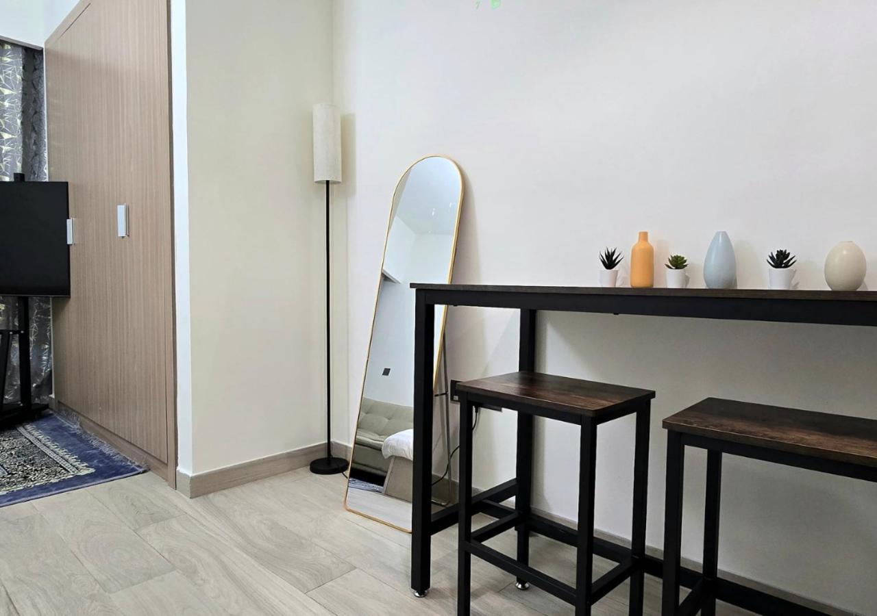 Stylish In Meydan Apartment